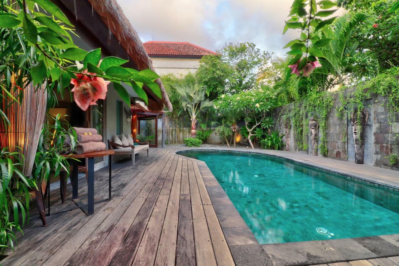 Villa Sham Seminyak  Bagian luar foto
